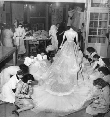 QUANDO MUORE IL TEMPO DA DARE ALLA CREATIVITÀ QUANDO MUORE IL TEMPO DA DARE ALLA CREATIVITÀ