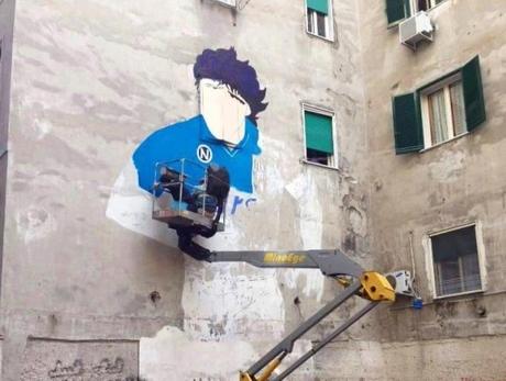 Maradona restituito ai Quartieri Spagnoli. Il più grande che la città di Napoli abbia mai visto Murales Maradona