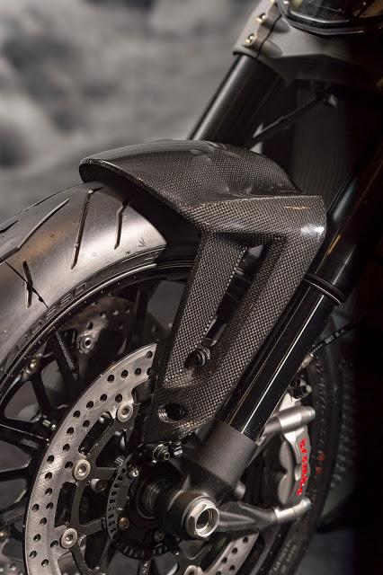 Ducati X-Diavel 2016 - Details