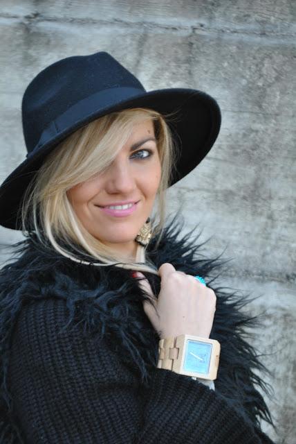 mariafelicia magno fashion blogger color block by felym fashion blogger italiane fashion blog italiani ragazze bionde blondie blonde hair blonde girl occhi azzurri cappello fedora come abbianare il cappello fedora abbinamenti cappello fedora how to wear fedora hat how to combine fedora hat wooden watch fashion bloggers italy anello luca barra 