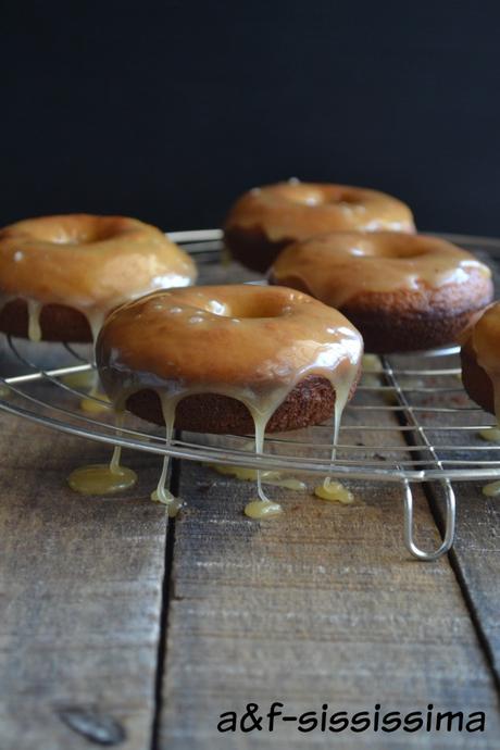 Re-Cake 2.0: donuts speziati con glassa allo sciroppo d'acero