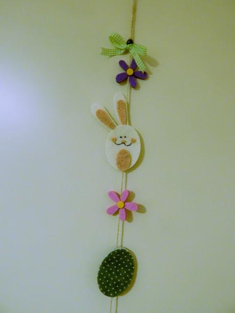 EASTER DECORATIONS