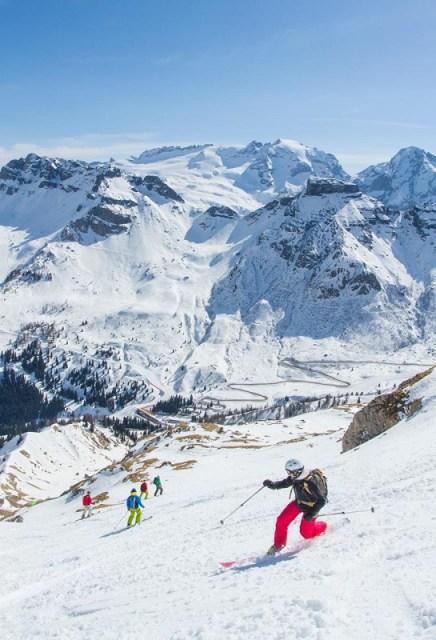 Bollicine al tramonto: l’aperitivo sulle Dolomiti della Ski Area San Pellegrino