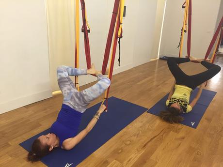 AERIAL PILATES DA 360° STUDIO MILANO - PER VEDERE IL MONDO A TESTA IN GIU'