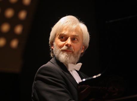 Salta il concerto con Zimerman