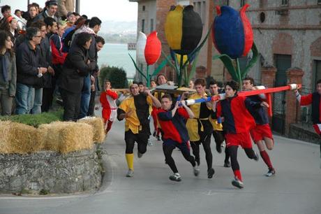 Tulipani in corsa a Castiglione del Lago