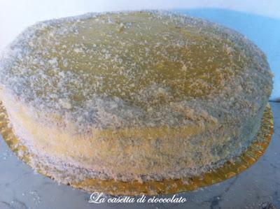 Torta alla frutta con crema bavarese all'arancia