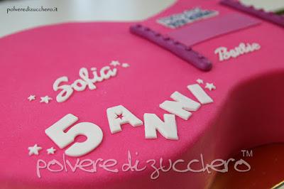 barbie rock torta chitarra pasta di zucchero cake design polvere di zucchero compleanno