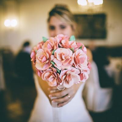 Il bouquet alternativo compagno ideale dell'abito da sposa