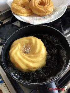 zeppole di San Giuseppe