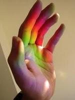 Bilanciare l'energia attraverso la cromoterapia e i chakra. Bilanciare l'energia attraverso la cromoterapia e i chakra.