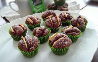 Muffin al cioccolato e mele