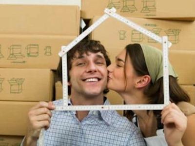 giovane coppia Leasing immobiliare: i vantaggi fiscali