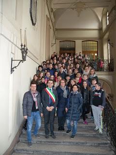 PAVIA. Lo scambio culturale Italia-Francia per un centinaio di studenti oggi accolti dal sindaco Depaoli.