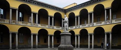 Anche le statue dell’Università in piazza a favore della ricerca