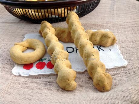 Taralli e sorci al pepe della mia infanzia #Ricettepasquali, la Puglia