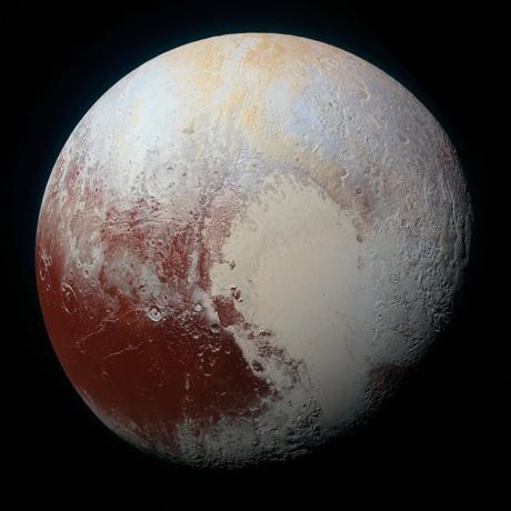 Cinque nuovi studi svelano altri dettagli del bizzarro sistema di Plutone