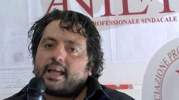 Quelli che i docenti deportati poi assunti nella regione di residenza, Anief smentisce le balle di Renzi