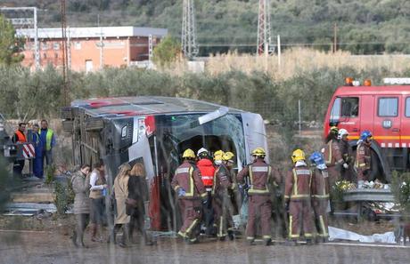 Catalunya, morti 14 studenti Erasmus in incidente tra bus ed auto (EPA/JAUME SELLART)