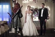 “Arrow 4” foto: Cupid si presenta al matrimonio di Olicity