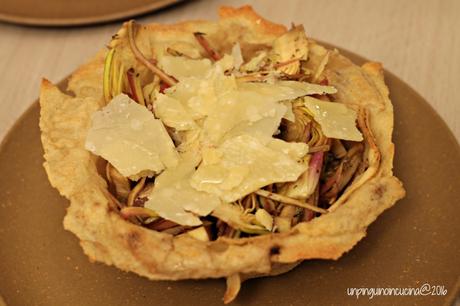 cestini-di-pane-carasau-con-insalata-carciofi-grana-e-miele