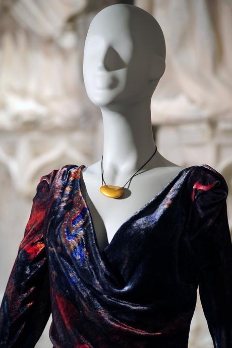 La moda aiuta il Duomo 02 La Moda aiuta il Duomo - Vivienne Westwood