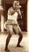Il corpo marziale (parte A) muay-thai-corpo-marziale
