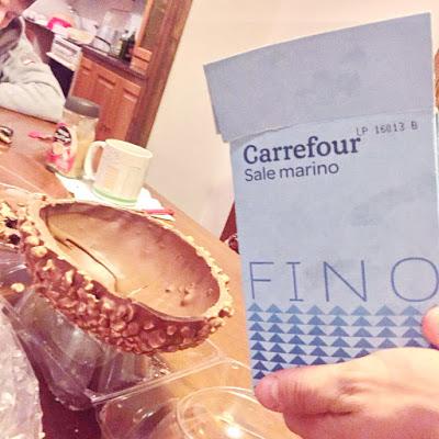 A volte può capitare di aprire l'uovo di Pasqua all'una di notte. A volte può capitare di aprire l'uovo di Pasqua all'una di notte.