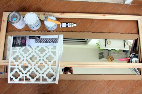 Ikea Hack: uno specchio tutto nuovo Ikea Hack: uno specchio tutto nuovo