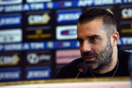 Sorrentino: “Tante analogie con l’anno della retrocessione, ma non commetteremo stessi errori” US Citta di Palermo Unveils New Shirt Sponsor