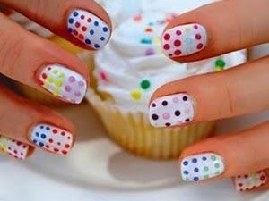 La nail art per Pasqua La nail art per Pasqua