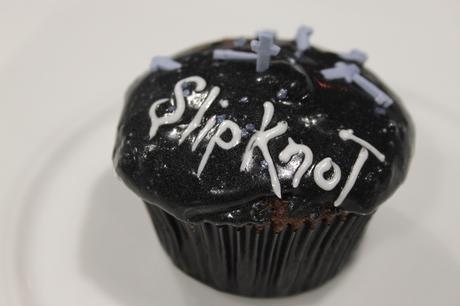 Cupcakes al cioccolato con glassa… metal!!! Cupcakes al cioccolato con glassa... metal!!!