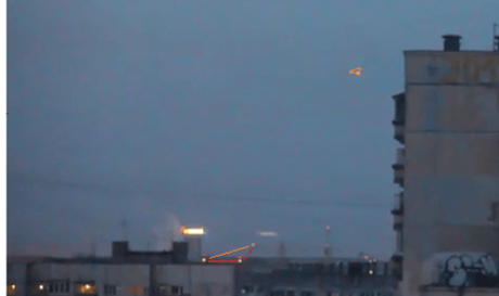L’ufo triangolare di San Pietroburgo ? tre semplici Lens Flare flares6
