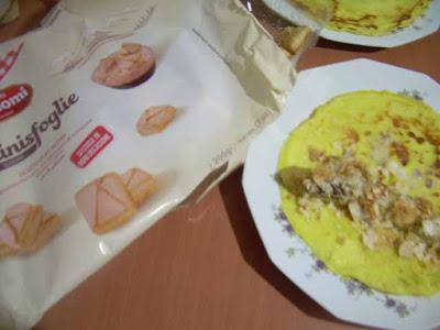 CREPES BANANE E MINI SFOGLIE CREPES BANANE E MINI SFOGLIE
