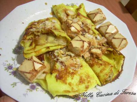 CREPES BANANE E MINI SFOGLIE CREPES BANANE E MINI SFOGLIE