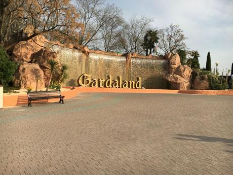 Viaggiare con i bambini in Italia: week end a Gardaland. Viaggiare con i bambini in Italia: week end a Gardaland.