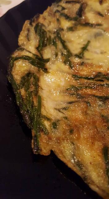 FRITTATA DI ASPARAGI SELVATICI FRITTATA DI ASPARAGI SELVATICI