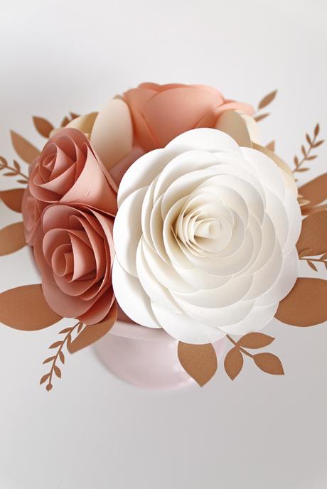 Paper Floral Table Setting Paper Floral Table Setting