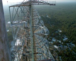 A 30 anni da Chernobyl, il film che parla di una scomoda verità Duga Woodpecker array - internettuale