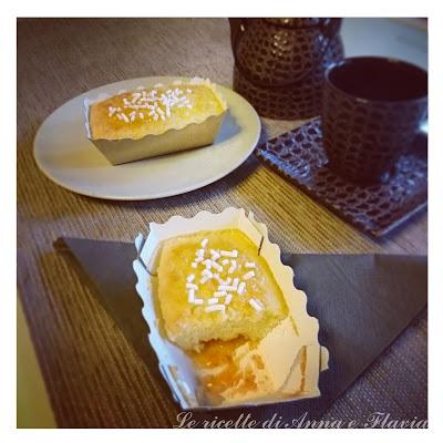 Plumcake all'albicocca senza yogurt Plumcake all'albicocca senza yogurt