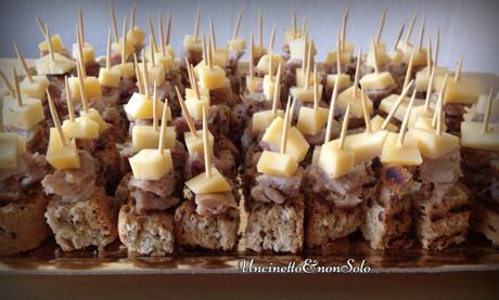 Crostini di salsiccia e formaggio 🍸 Unknown-2