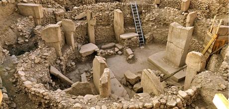 Una antichissima civiltà evoluta, Schoch e Hancock provano a riscrivere la storia. 5-Amazing-Neolithic-Architecture-you-wont-believe-actually-exist-gobekli-tepe-turkey-702x336