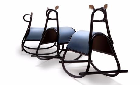 Guarda come dondolo! Design per bambini al Salone del Mobile 2016 Gebrüder Thonet Vienna Furia Front