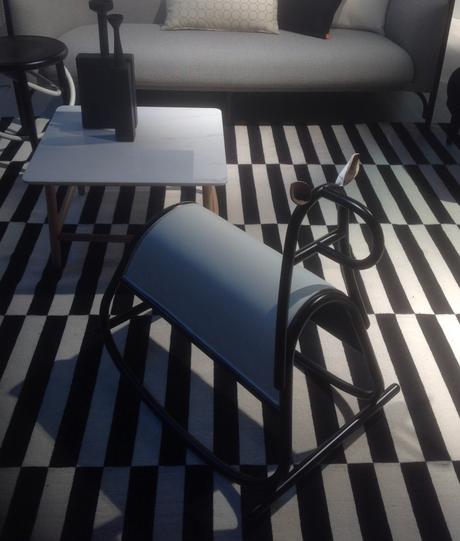 Guarda come dondolo! Design per bambini al Salone del Mobile 2016 Furia Gebrüder Thonet Vienna Front