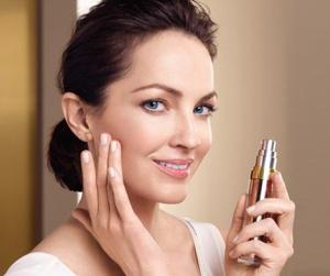Avon, 5 secondi al giorno per dimostrare 5 anni in meno avon-siero-2