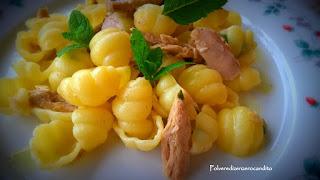 Conchigliette tiepide al tonno menta e lime Conchigliette tiepide al tonno menta e lime