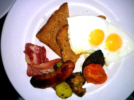 Dove mangiare a Londra con meno di 20£ English-breakfast-dove-mangiare-a-londra