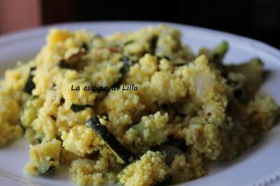 Cous cousCous cous zucchine e curryIngredienti per 4 pers... Cous cousCous cous zucchine e curryIngredienti per 4 pers...