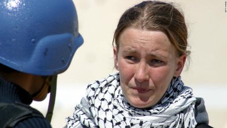 Rachel Corrie: la ragazza che sfidò Israele Rachel Corrie: la ragazza che sfidò Israele