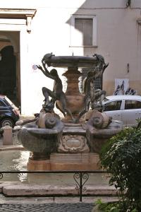 Fontana delle tartarughe a Piazza Mattei fontana delle tartarughe 8
